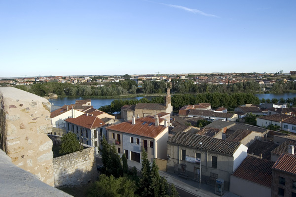 Un recorrido por las calles y plazas más típicas de Zamora.