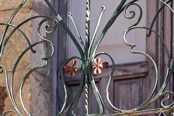 Un vistazo rápido por algunos de los edificios y elementos catalogados como modernistas.