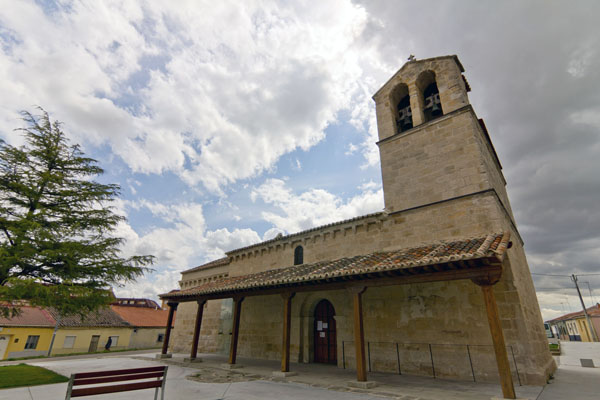 Recorrido a través de las imágenes de algunos monumentos románicos que se conservan en la ciudad.