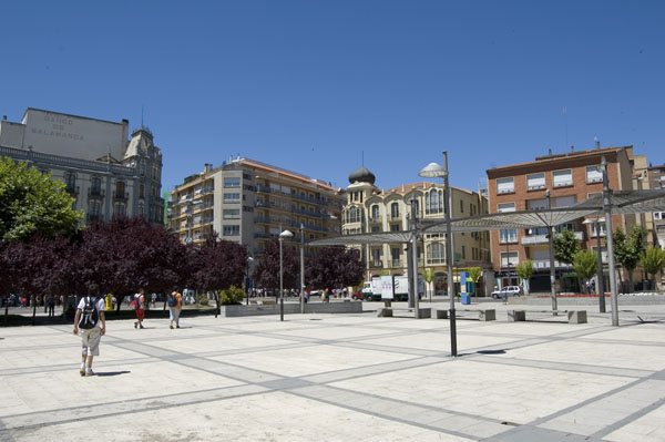 Un recorrido por las calles y plazas más típicas de Zamora.